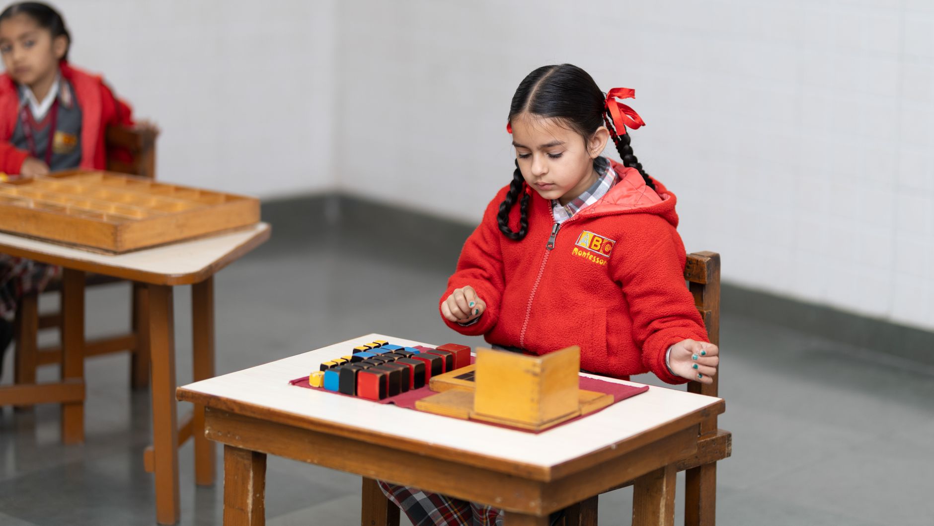 Edukacja przedszkolna metodą Montessori – jak działa i ile kosztuje - zdjecie w tresci